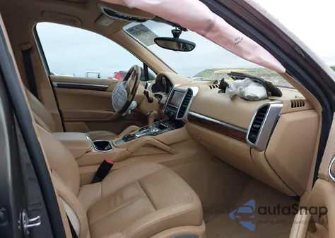 2014 Porsche Cayenne Platinum Edition из США, поврежденный, VIN WP1AA2A28ELA05982